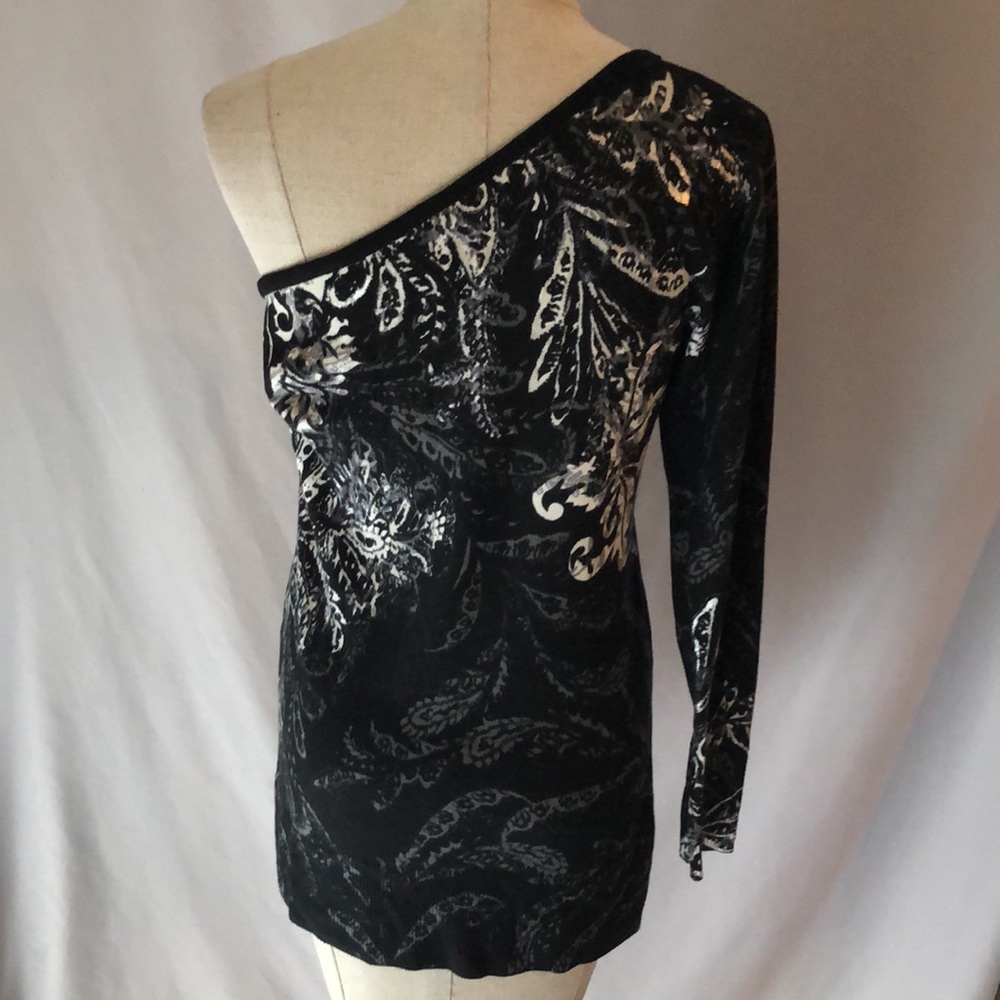 One shoulder long sleeve shirt - Picture 5 of 7
